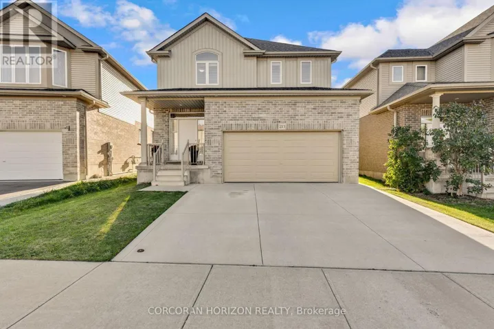 213 LADYSLIPPER DRIVE, Waterloo, Ontario N2V0E2