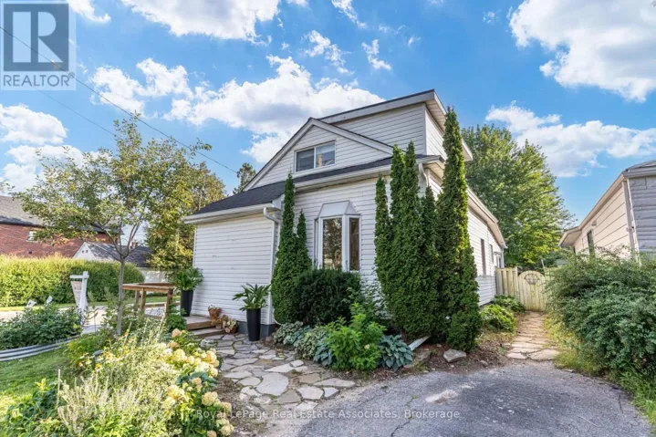 889 THIRD STREET, Mississauga (Lakeview), Ontario L5E1C2