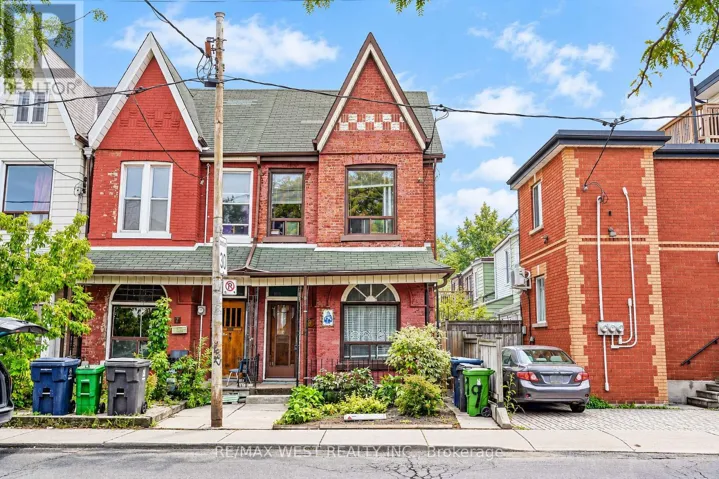 9 NORTHUMBERLAND STREET, Toronto (Dovercourt-Wallace Emerson-Junction), Ontario M6H1P8
