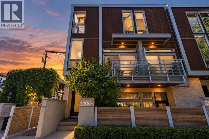2337 BRUNSWICK STREET, Vancouver, British Columbia V5T3L8