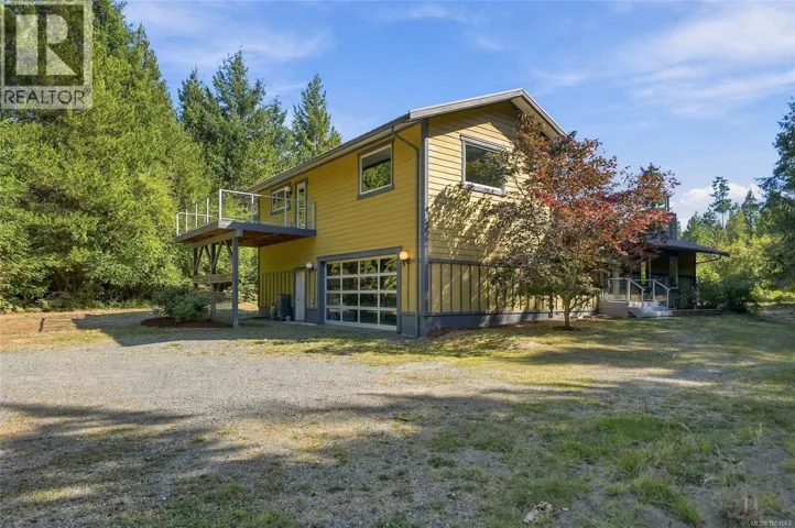 3060 Thorpe Rd, Qualicum Beach, British Columbia V9K1Z7