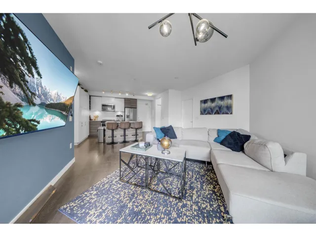 309 10603 140 STREET, Surrey, British Columbia V3T0M7