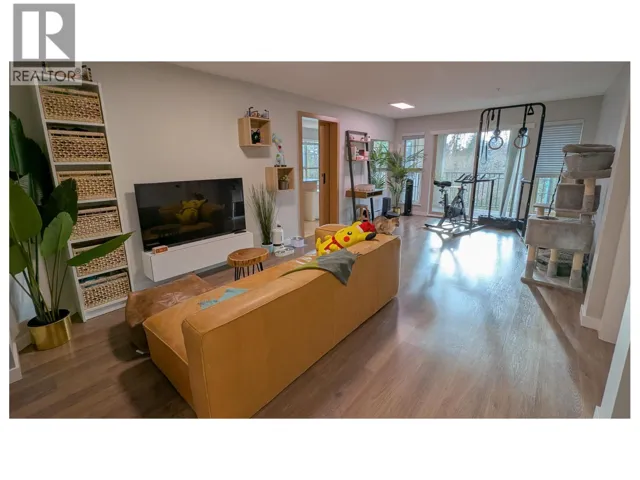 210 2958 SILVER SPRINGS BOULEVARD, Coquitlam, British Columbia V3E3R9