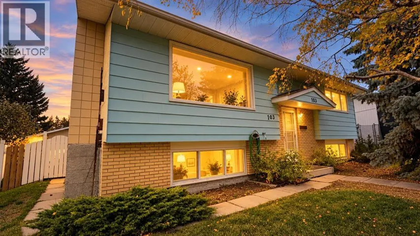 103 Huntcroft Place NE, Calgary, Alberta T2K4E6