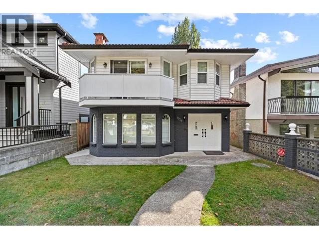 1070 E 40TH AVENUE, Vancouver, British Columbia V5W1M4