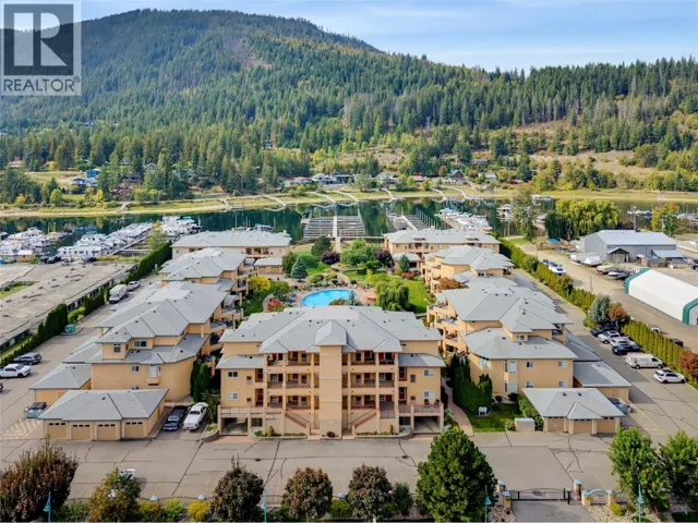 714 Riverside Avenue Unit# 47, Sicamous, British Columbia V0E2V1