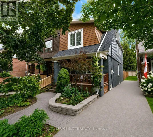 11 HEMLOCK AVENUE, Toronto (Woodbine Corridor), Ontario M4L3E9