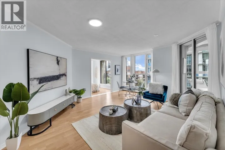 701 1010 BURNABY STREET, Vancouver, British Columbia V6E4L8