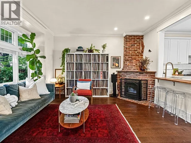 2634 HEMLOCK STREET, Vancouver, British Columbia V6H2V5