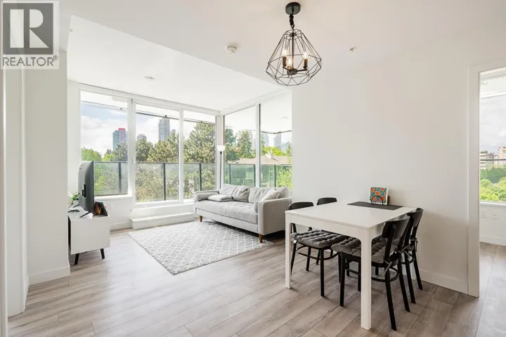 301 6699 DUNBLANE AVENUE, Burnaby, British Columbia V5H0J8
