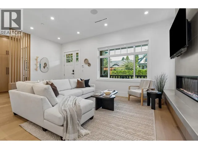 1234 E 19TH AVENUE, Vancouver, British Columbia V5V1L3