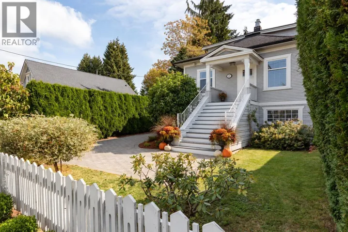234 EIGHTH AVENUE, New Westminster, British Columbia V3L1Y2
