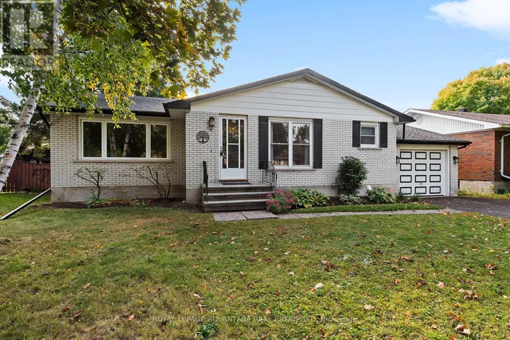 10 ROBERT ROAD, Perth, Ontario K7H2Z8