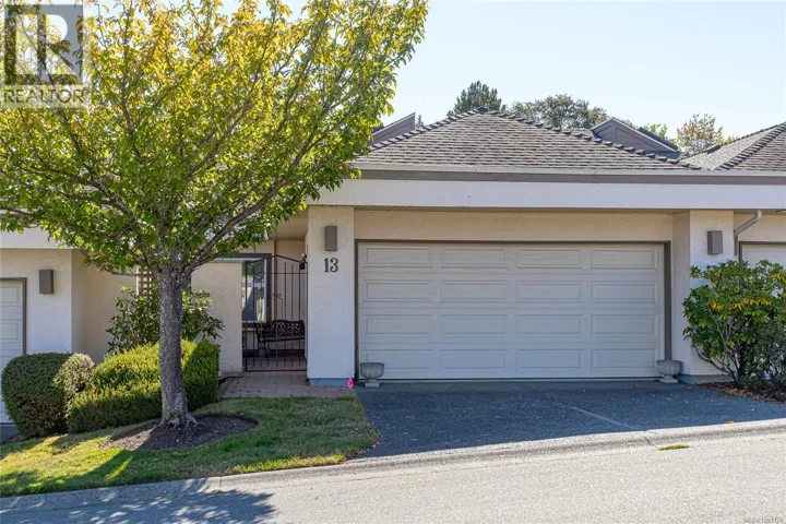 13 4318 Emily Carr Dr, Saanich, British Columbia V8X5E7