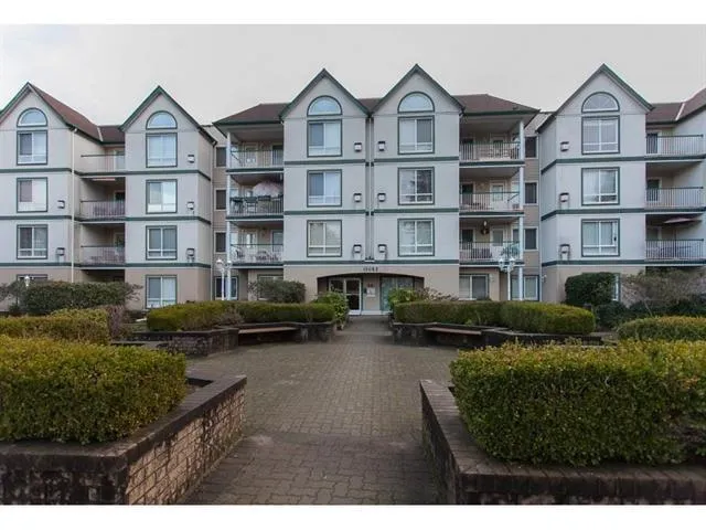 213 10082 132 STREET, Surrey, British Columbia V3T5V3