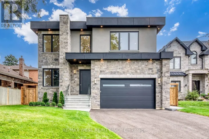 3 AMBER CRESCENT, Toronto (Maple Leaf), Ontario M6L2R5