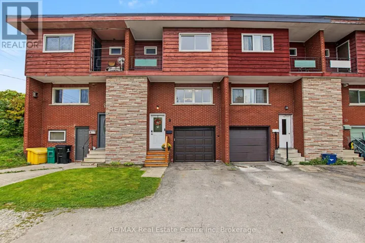 9 GREENBROOK DRIVE, Kitchener, Ontario N2M4J5