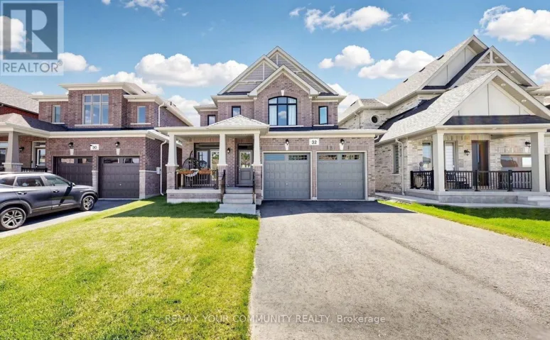 32 BAYCROFT BOULEVARD, Essa (Angus), Ontario L0M1B5