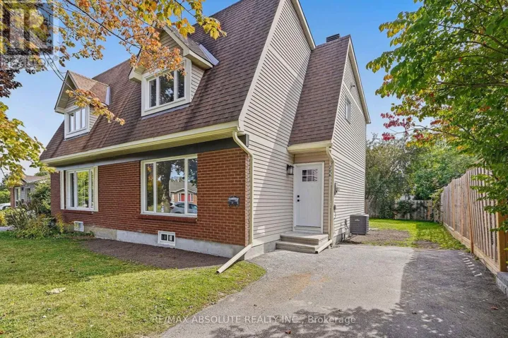 286 MOCKINGBIRD DRIVE, Ottawa, Ontario K1E2A5