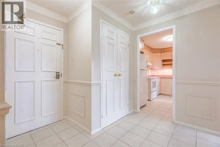 3695 KANEFF Crescent Unit# 612, Mississauga, Ontario L5A4B6