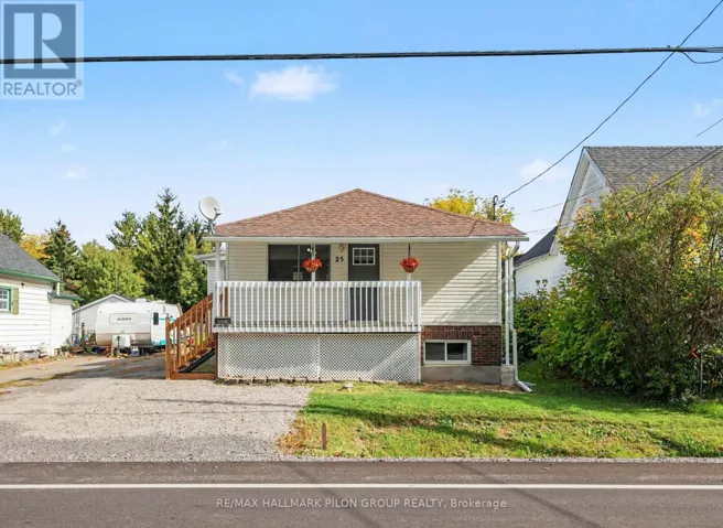 25 MOORE STREET, McNab/Braeside, Ontario K7S1G3