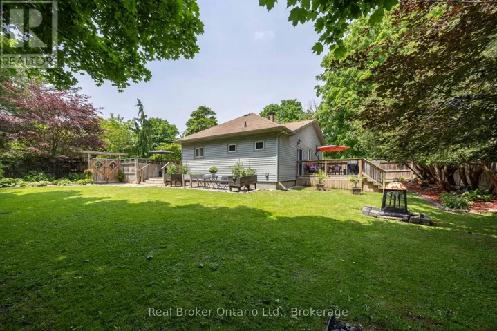 45 CENTRE STREET, Clarington (Bowmanville), Ontario L1C2Y2