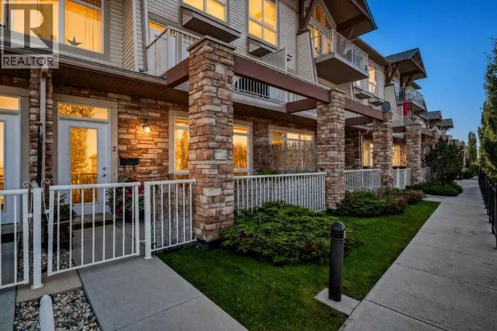 2, 140 Rockyledge View NW, Calgary, Alberta T3G5Y4