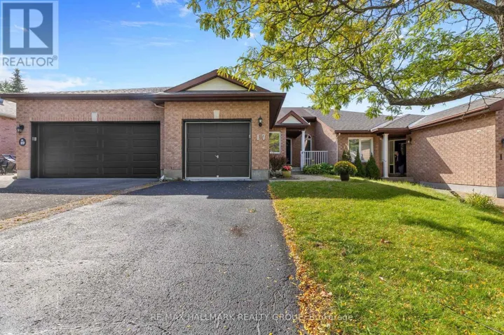 17 QUINTERRA COURT, Ottawa, Ontario K1V1K8