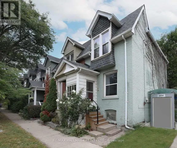 1 LOCKWOOD ROAD, Toronto (The Beaches), Ontario M4L3M7