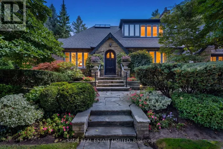 51 KING GEORGES ROAD, Toronto (Kingsway South), Ontario M8X1L4