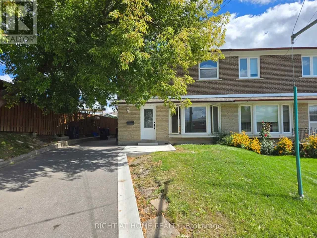 13 FAULKNER CRESCENT, Toronto (Humbermede), Ontario M9M2B9