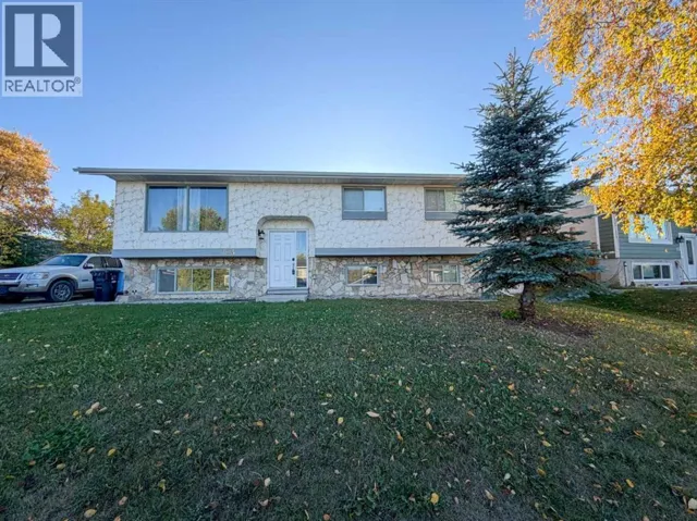 113 Beaconwood Place, Fort McMurray, Alberta T9H2S9