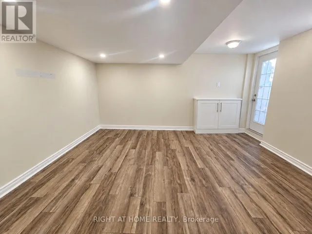36 PEACOCK CRESCENT, Ajax (Northeast Ajax), Ontario L1T0C5