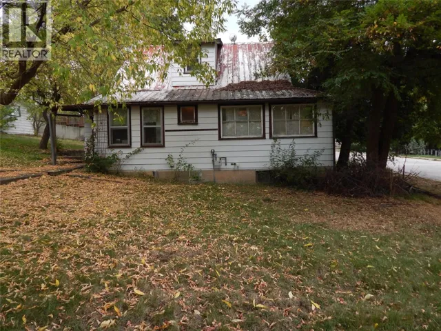 916 Cook Street, Creston, British Columbia V0B1G3