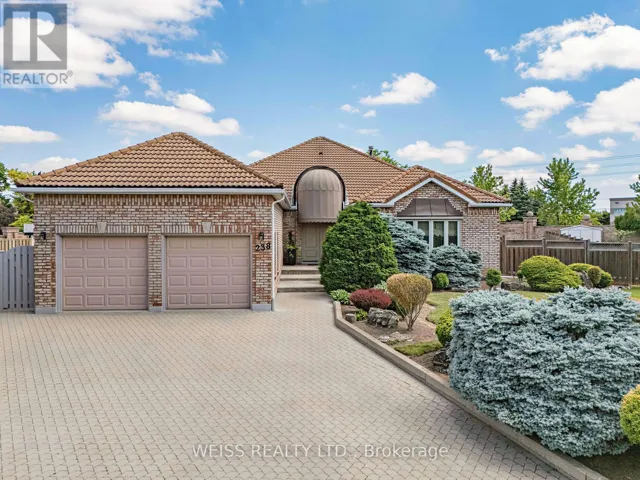 238 BOURBON STREET, Vaughan (East Woodbridge), Ontario L4L6Z2