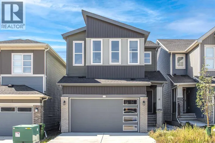47 Carringvue Passage NW, Calgary, Alberta T3P2G4