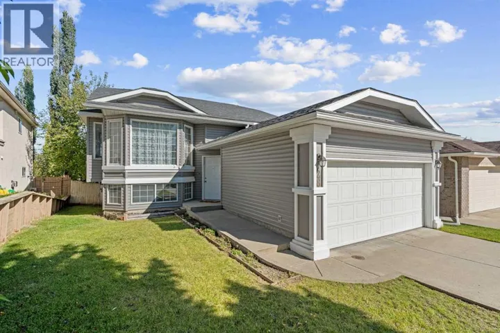 28 Harvest Oak Drive NE, Calgary, Alberta T3K4E2