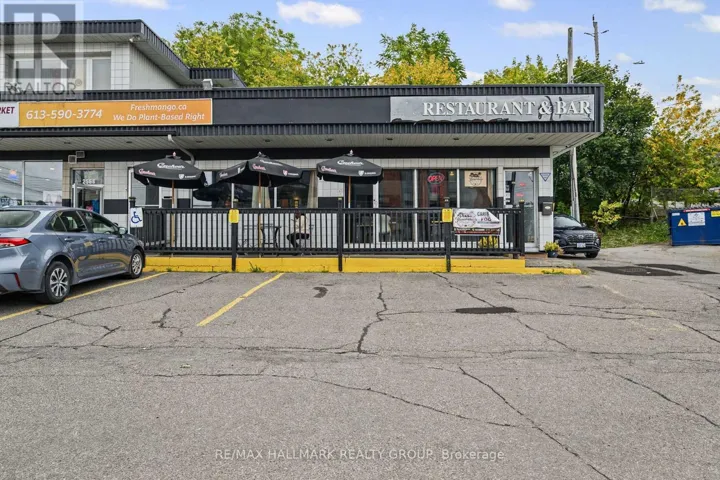 2564 ST. JOSEPH BOULEVARD, Ottawa, Ontario K1C1G3