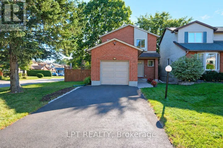 65 COOLSPRING CRESCENT, Ottawa, Ontario K2E7M9