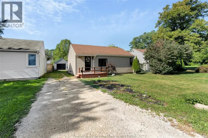 3887 TURNER RD, Windsor, Ontario N8W3E4