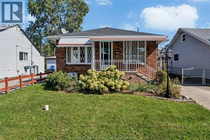 1720 Central AVENUE, Windsor, Ontario N8Y3W2