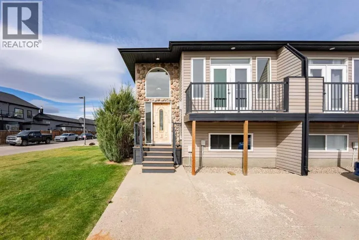 3, 762 Heritage Boulevard W, Lethbridge, Alberta T1K0W1