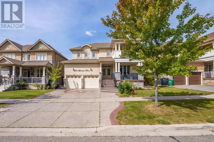 32 ATTRACTION DRIVE, Brampton (Bram West), Ontario L6Y2Z8