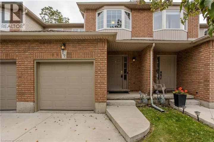 348 HIGHLAND Road Unit# 17, Stoney Creek, Ontario L8J3W5