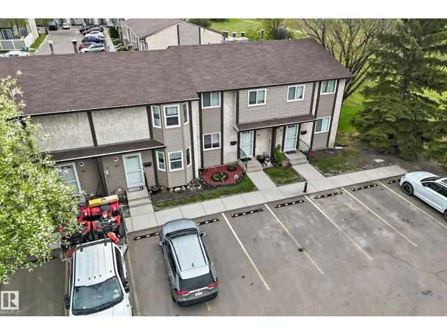 #18 10453 20 AV NW, Edmonton, Alberta T6J5A1