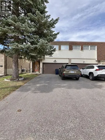 69 YATESBURY ROAD, Toronto (Bayview Woods-Steeles), Ontario M2H1G1