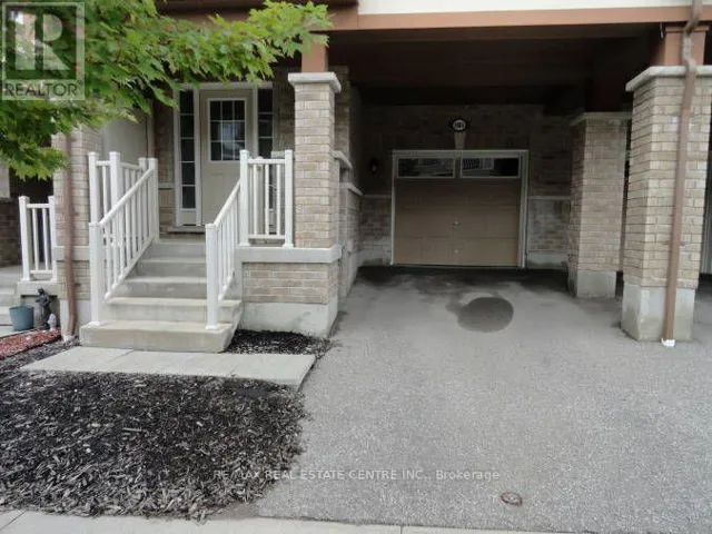 1084 SILK STREET, Pickering, Ontario L1X0E8