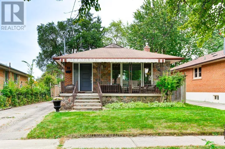 39 CALUMET CRESCENT, Toronto (Woburn), Ontario M1H1W4