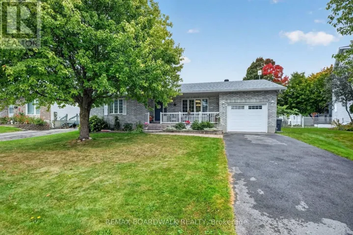 2762 JULIE STREET, Clarence-Rockland, Ontario K4K1M2
