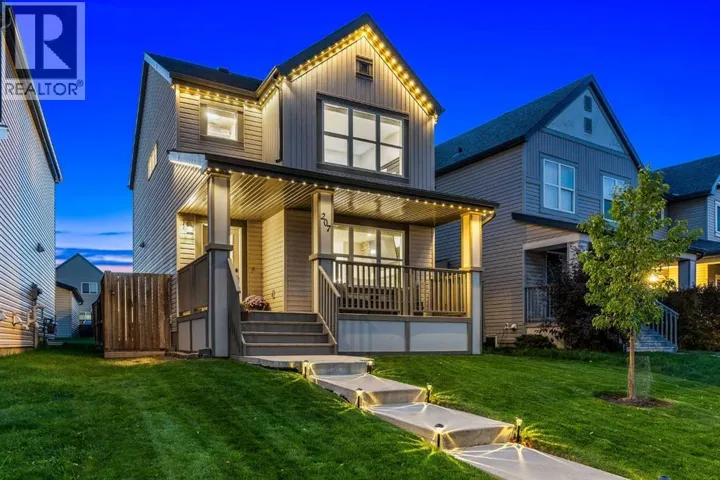 207 Copperpond Road SE, Calgary, Alberta T2Z0X3